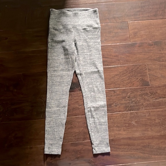 PINK yoga leggings, size small - Picture 1 of 3